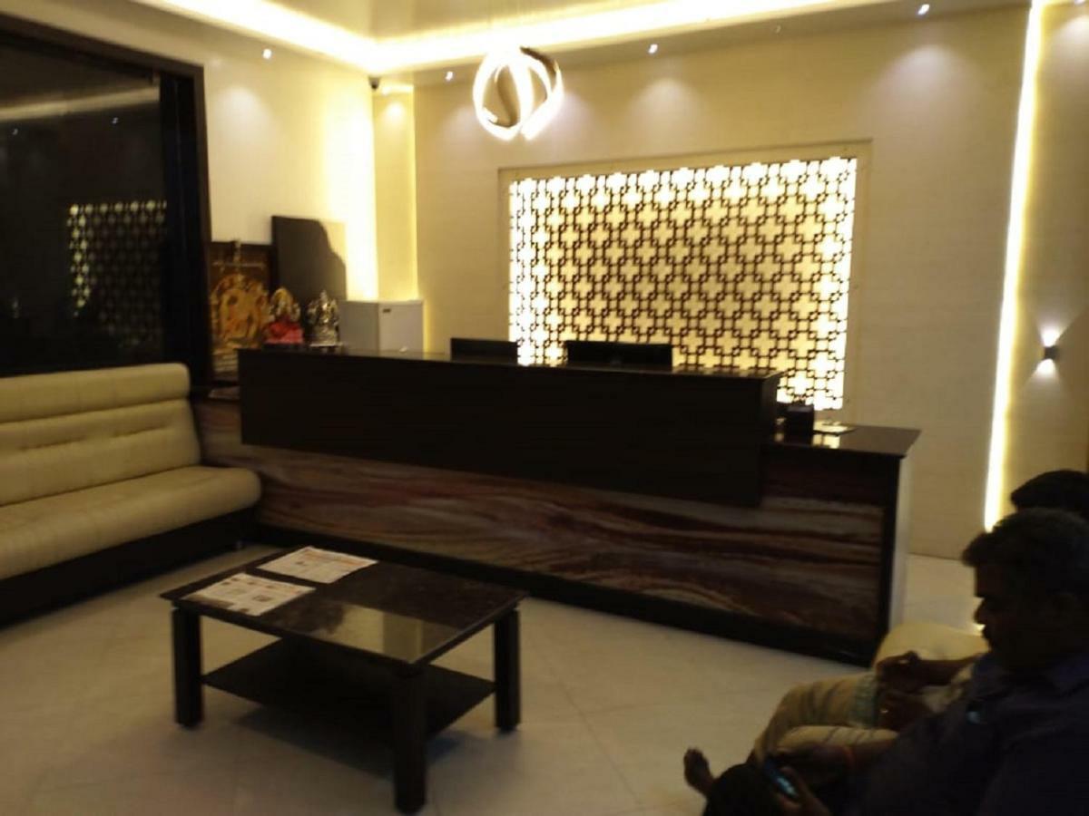 Saravanaa Residency Madurai Eksteriør bilde