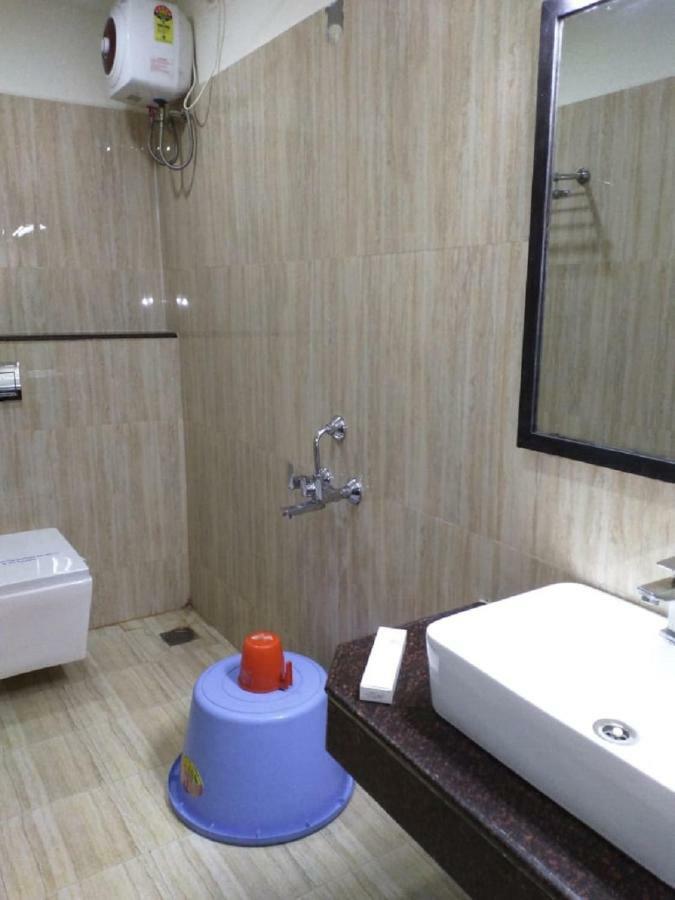 Saravanaa Residency Madurai Eksteriør bilde